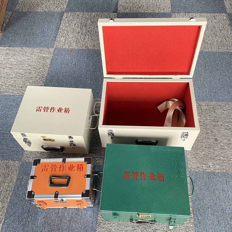 德江爆破工程作业箱如何选择？玻璃钢与传统材质的全面对比